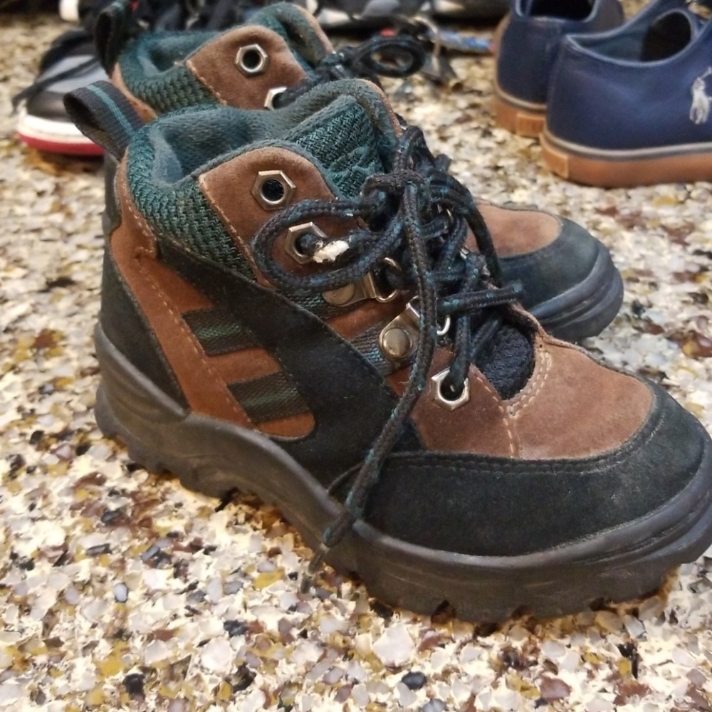 Toddler Stride Rite Hiking BOOTS waterproof